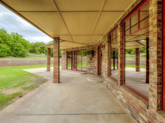 3600 Winding Lake Circle, Arcadia, OK 73007