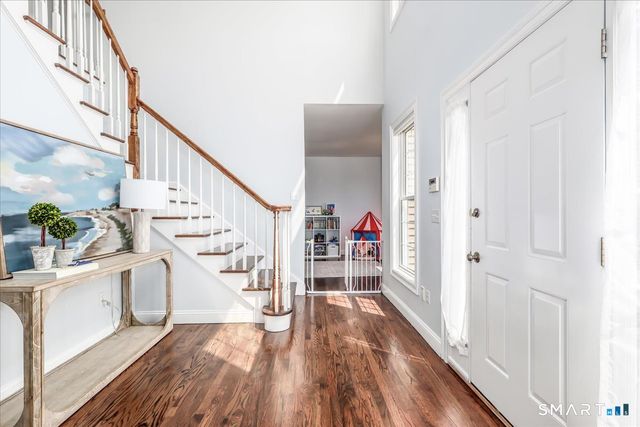 47 Ridgewood Terrace, North Haven, CT 06473