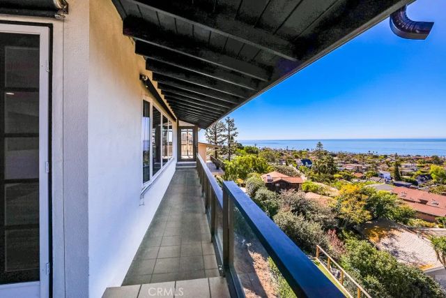 761 Temple Hills, Laguna Beach, CA 92651