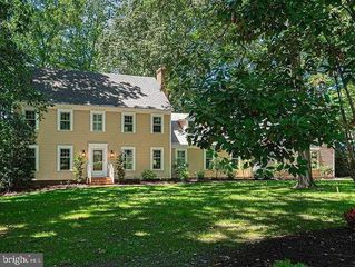 5686 N NITHSDALE DR, Salisbury, MD 21801