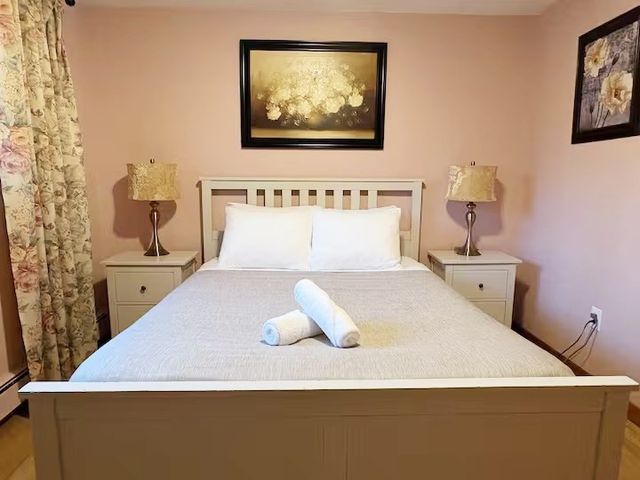 6 Norumbega Terrace 12, Waltham, MA 02453