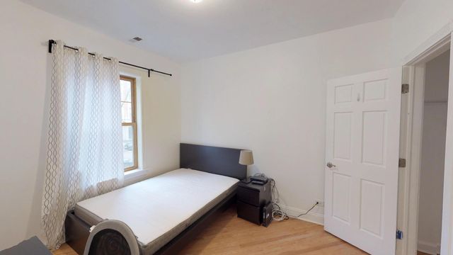 5327 S Harper Avenue 1, Chicago, IL 60615