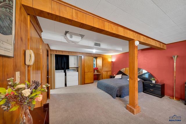 3902 BROOKSIDE DR, Rapid City, SD 57702
