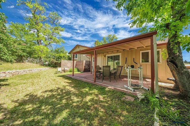 3902 BROOKSIDE DR, Rapid City, SD 57702