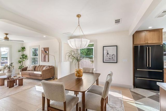 714 Ditmar Street N, Oceanside, CA 92054