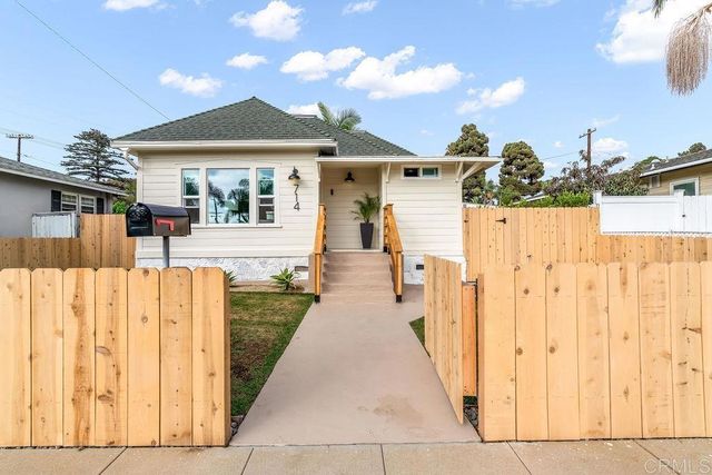 714 Ditmar Street N, Oceanside, CA 92054
