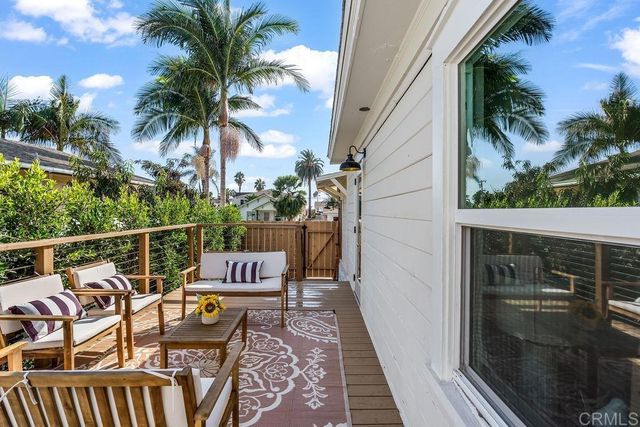 714 Ditmar Street N, Oceanside, CA 92054