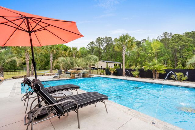 1627 Norris Rd., Conway, SC 29526