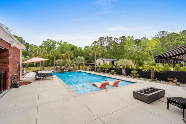 1627 Norris Rd., Conway, SC 29526