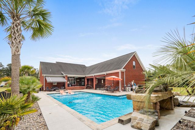 1627 Norris Rd., Conway, SC 29526