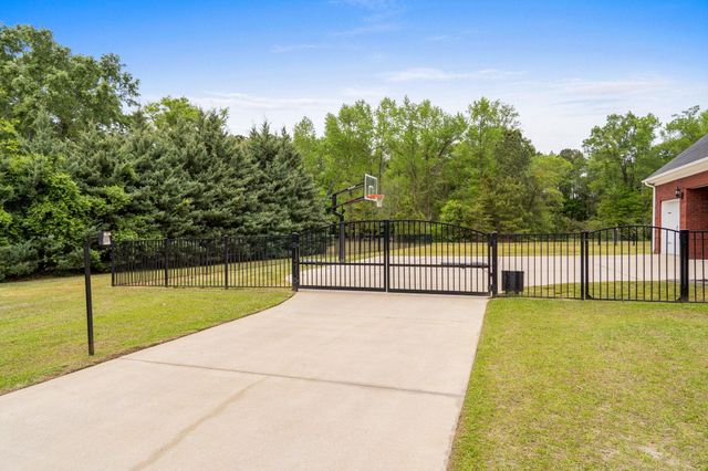 1627 Norris Rd., Conway, SC 29526