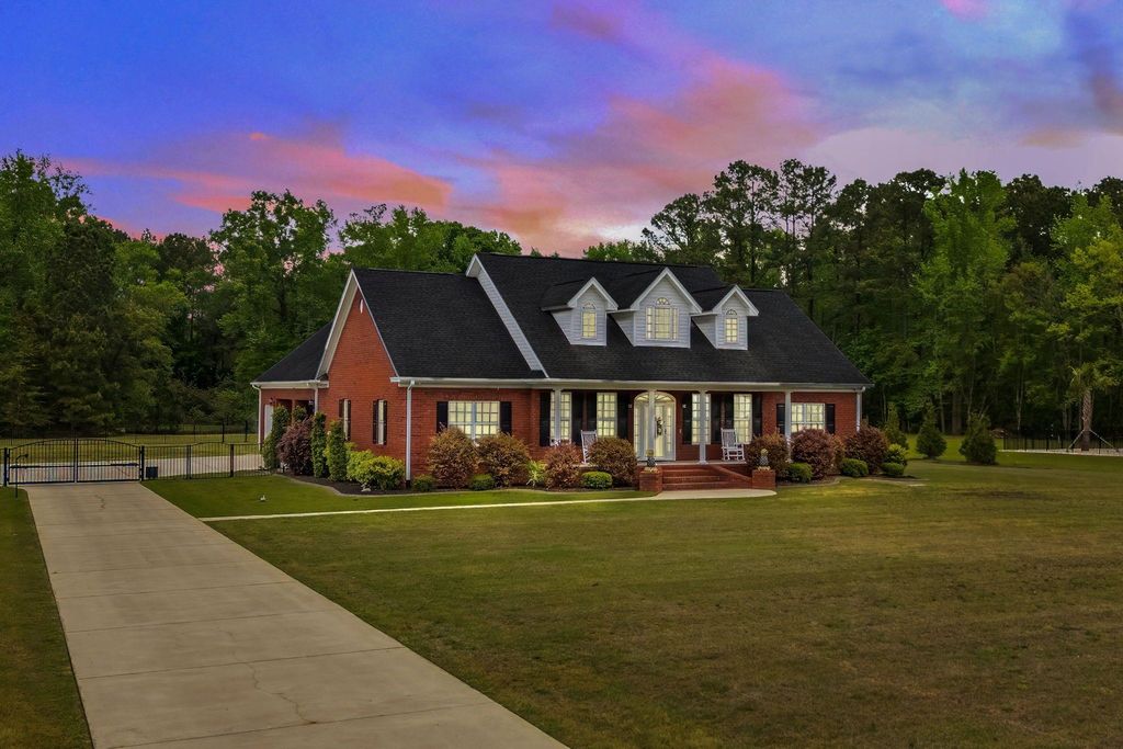 1627 Norris Rd., Conway, SC 29526