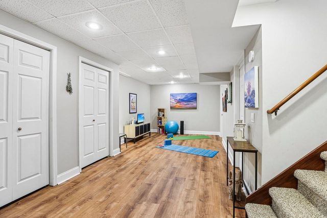 6410 Lakeview Boulevard, Middleton, WI 53562