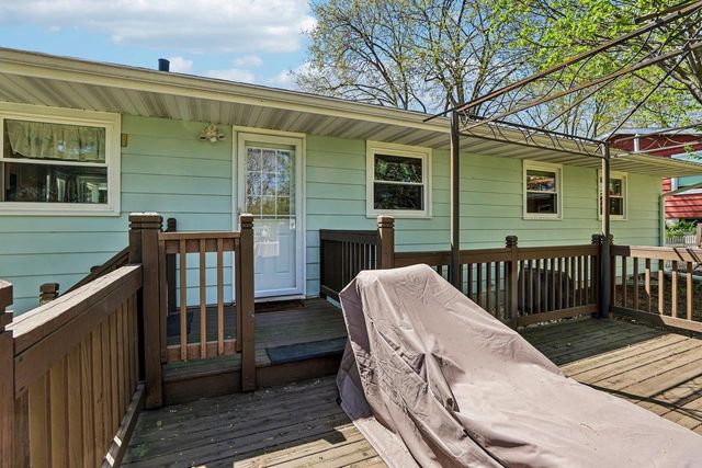 6410 Lakeview Boulevard, Middleton, WI 53562
