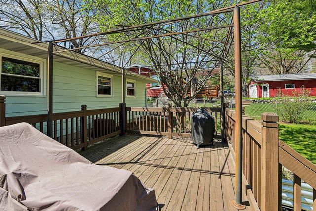 6410 Lakeview Boulevard, Middleton, WI 53562