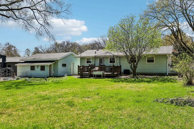 6410 Lakeview Boulevard, Middleton, WI 53562