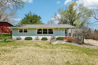 6410 Lakeview Boulevard, Middleton, WI 53562