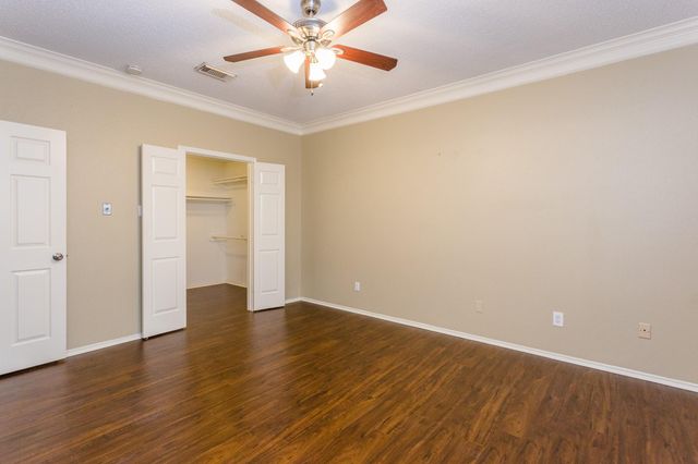 6926 Shady Lane, Sugar Land, TX 77479