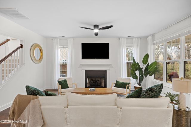 505 W Craftsman Way, Hampstead, NC 28443