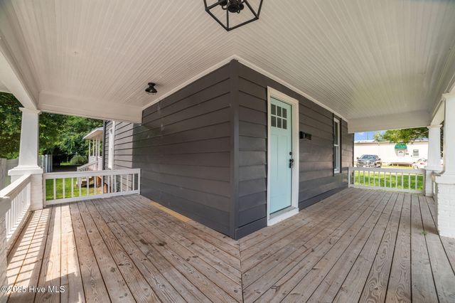 845 W 3rd Street, Washington, NC 27889