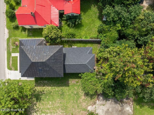 845 W 3rd Street, Washington, NC 27889