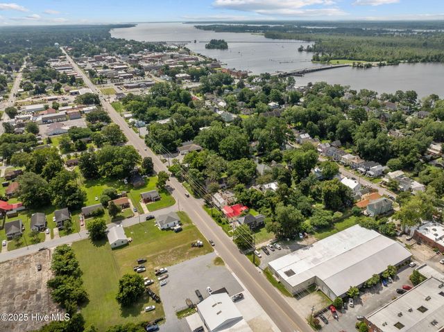 845 W 3rd Street, Washington, NC 27889
