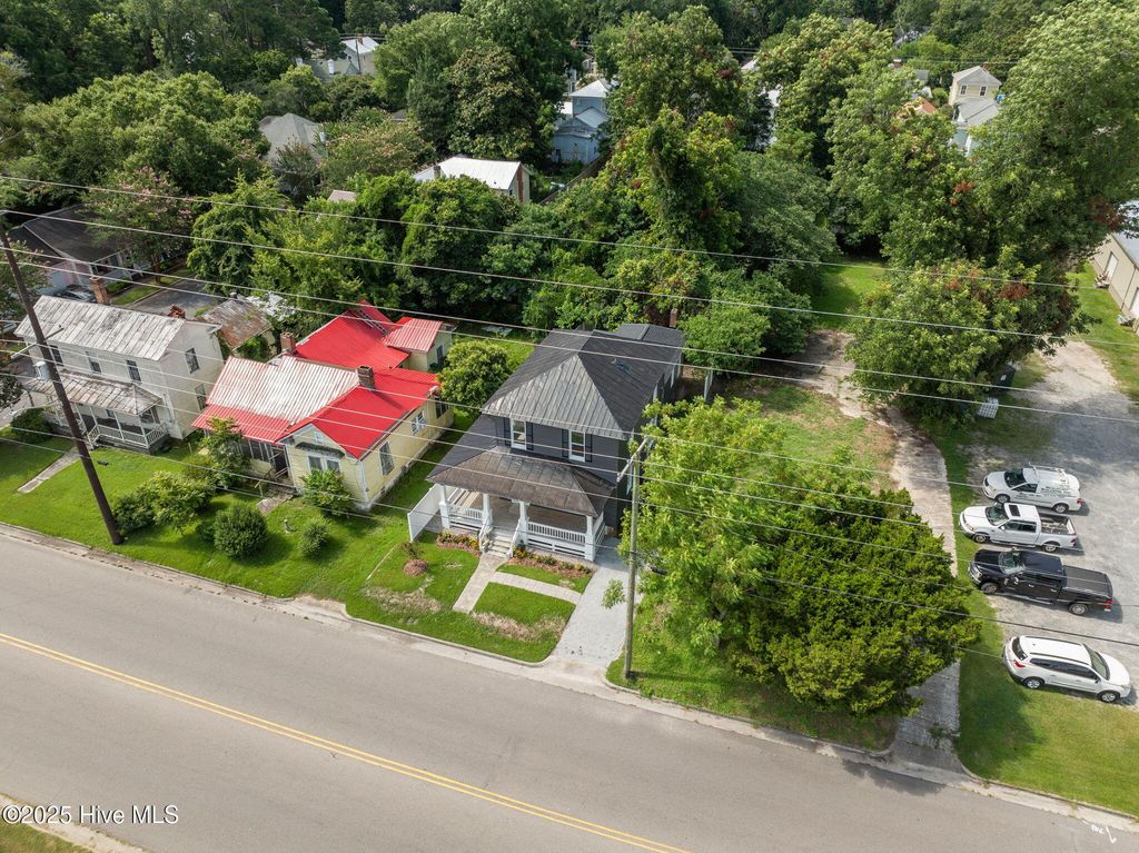 845 W 3rd Street, Washington, NC 27889