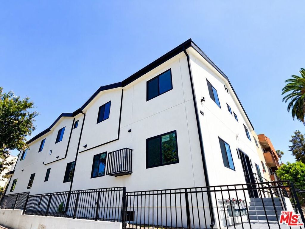 4627 Rosewood Avenue, Los Angeles, CA 90004 — photo 2