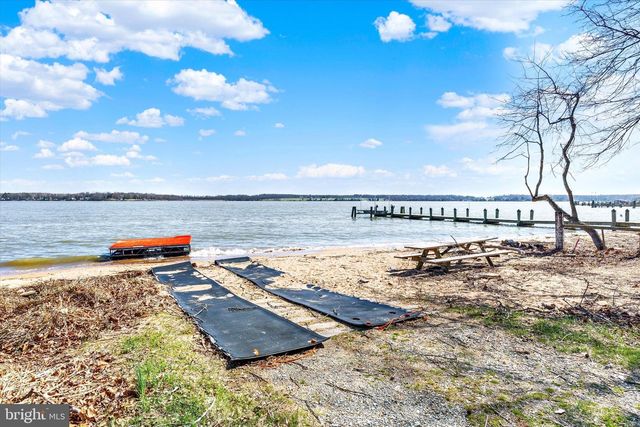 39 CLEARVIEW CT, Elkton, MD 21921