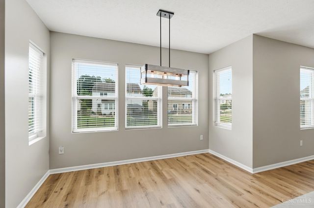 692 Hafton Court, Maineville, OH 45039
