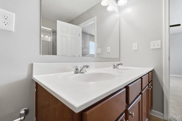 692 Hafton Court, Maineville, OH 45039