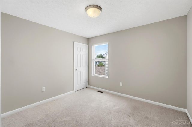 692 Hafton Court, Maineville, OH 45039