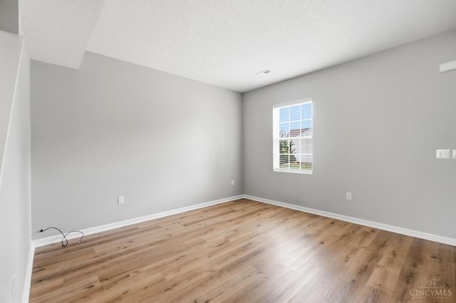 692 Hafton Court, Maineville, OH 45039