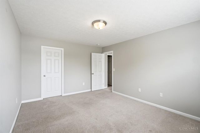 692 Hafton Court, Maineville, OH 45039