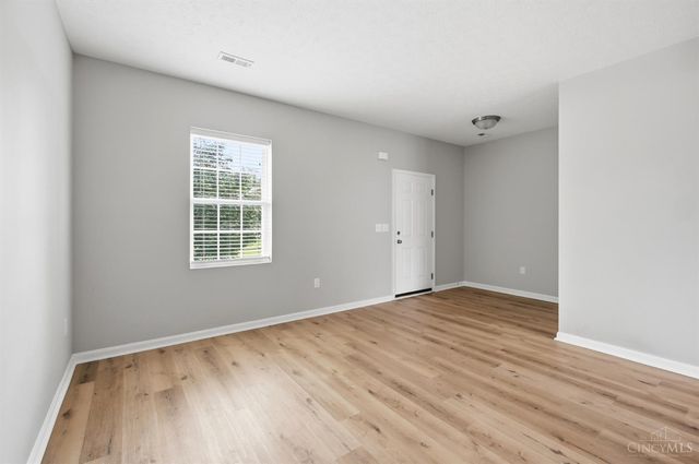 692 Hafton Court, Maineville, OH 45039