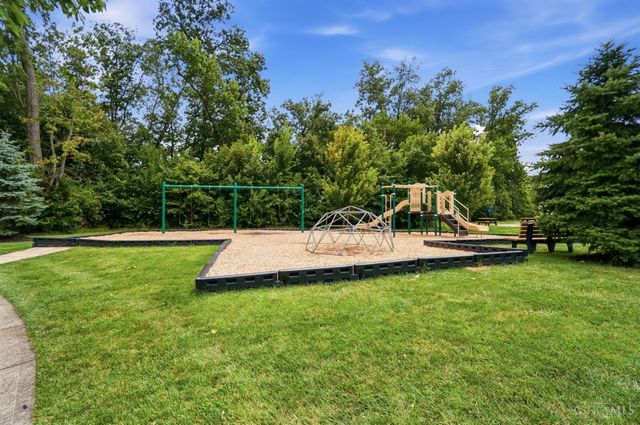 692 Hafton Court, Maineville, OH 45039