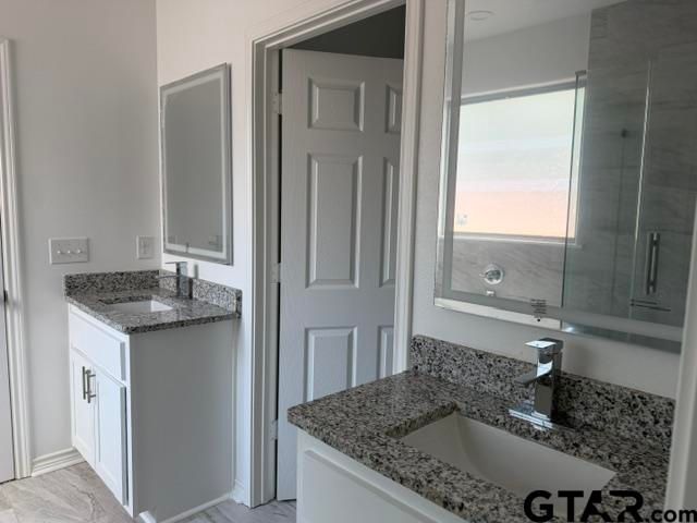 107 SILVEY DR, Henderson, TX 75652