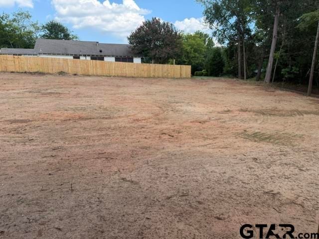 107 SILVEY DR, Henderson, TX 75652