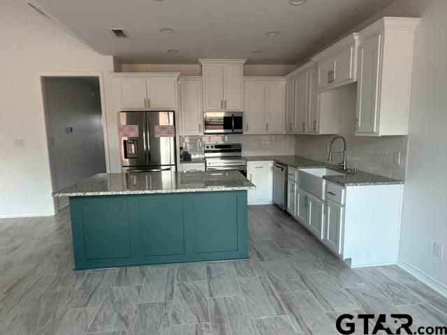 107 SILVEY DR, Henderson, TX 75652