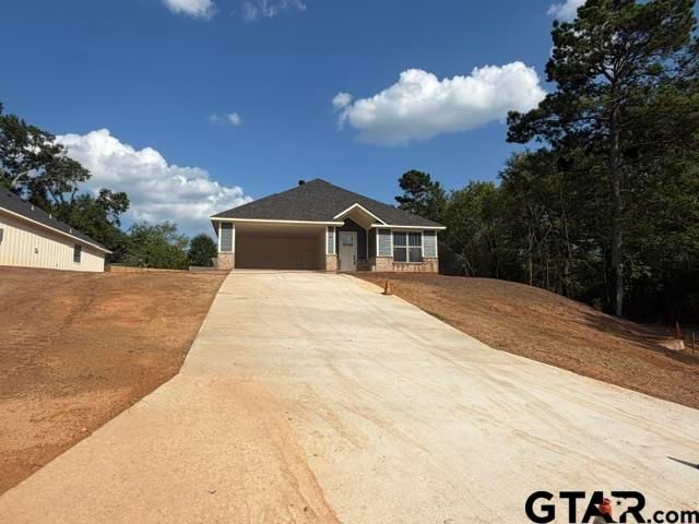 107 SILVEY DR, Henderson, TX 75652