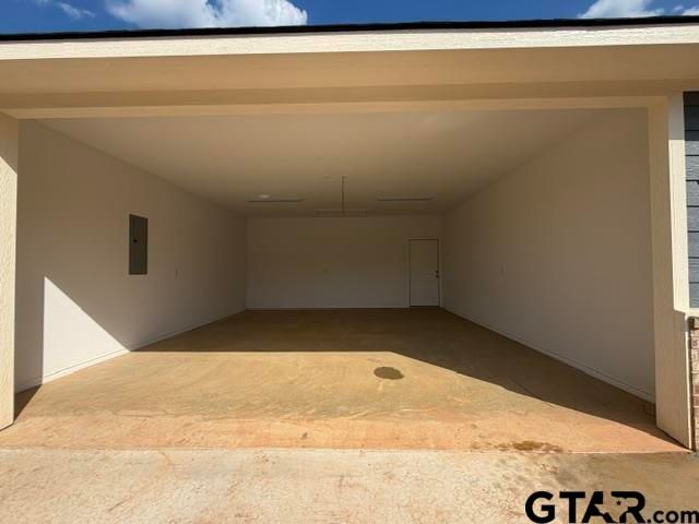 107 SILVEY DR, Henderson, TX 75652