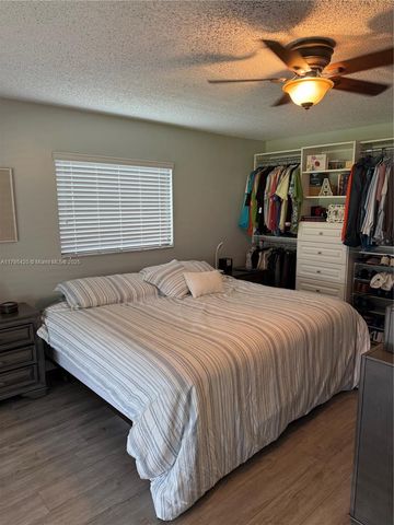 1250 NW 85th Ave, Plantation, FL 33322