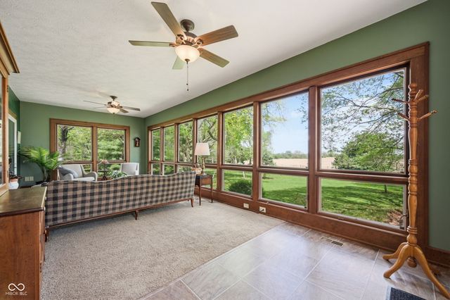 497 N 100 W, Franklin, IN 46131