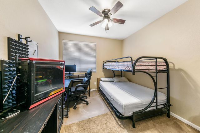 2084 Knights Ferry Dr, Plumas Lake, CA 95961