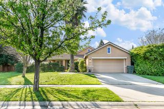 2084 Knights Ferry Dr, Plumas Lake, CA 95961