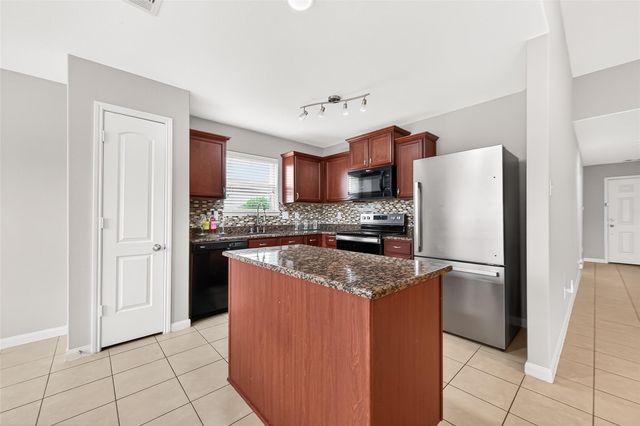 2314 Seabourne Trails Road, Rosenberg, TX 77469