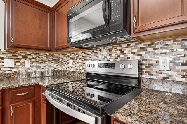 2314 Seabourne Trails Road, Rosenberg, TX 77469