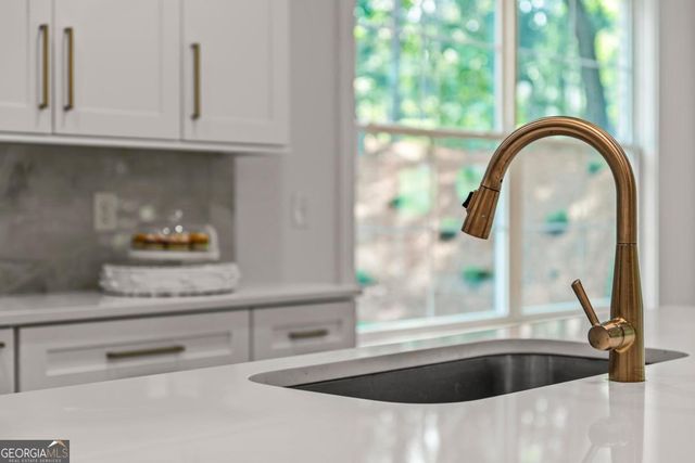 1721 Osprey Poynte, Greensboro, GA 30642