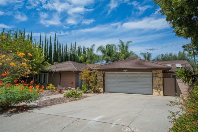 993 Verona, Fullerton, CA 92835