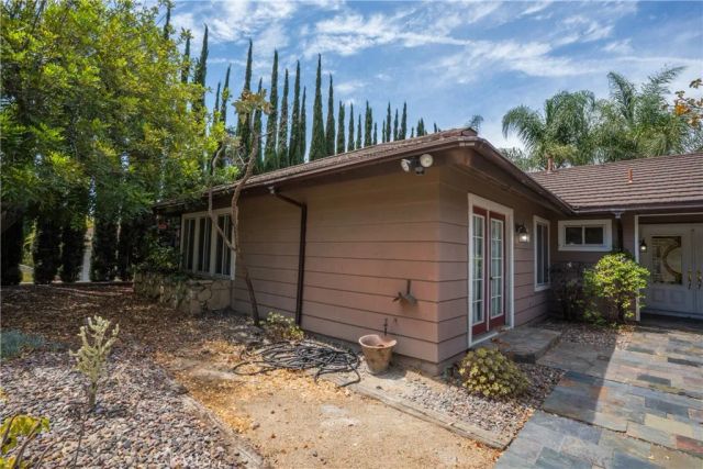 993 Verona, Fullerton, CA 92835